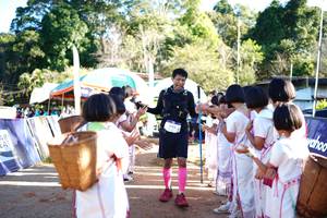 BIB: 2798
                            <button type="button" onclick="openModal(19047611)" class="btn btn-primary btn-sm float-right btn-popup" data-toggle="modal" data-target=".modal-high-quality">
                        <i class="fas fa-shopping-cart"></i> Add to Cart
                    </button>
                                            <button type="button" onclick="isThisMe(19047611, true)" class="btn btn-success btn-sm float-right btn-popup btn-isme hidden" data-toggle="tooltip" data-placement="bottom" title="นี่คือรูปของคุณใช่ไหม คลิกที่นี่เพื่อเอาเข้าอัลบั้ม">
                        <i class="fas fa-plus"></i> Add to album
                    </button>
                    <button type="button" onclick="isThisMe(19047611, false)" class="btn btn-warning btn-sm float-right btn-popup btn-isnotme hidden">
                        <i class="fas fa-ban"></i> Remove from album
                    </button>